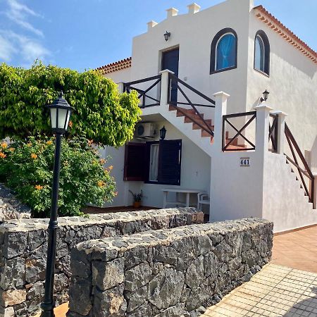 Juangy'S Apartments In Las Adelfas Golf Del Sur サンミゲル・デ・アボナ エクステリア 写真