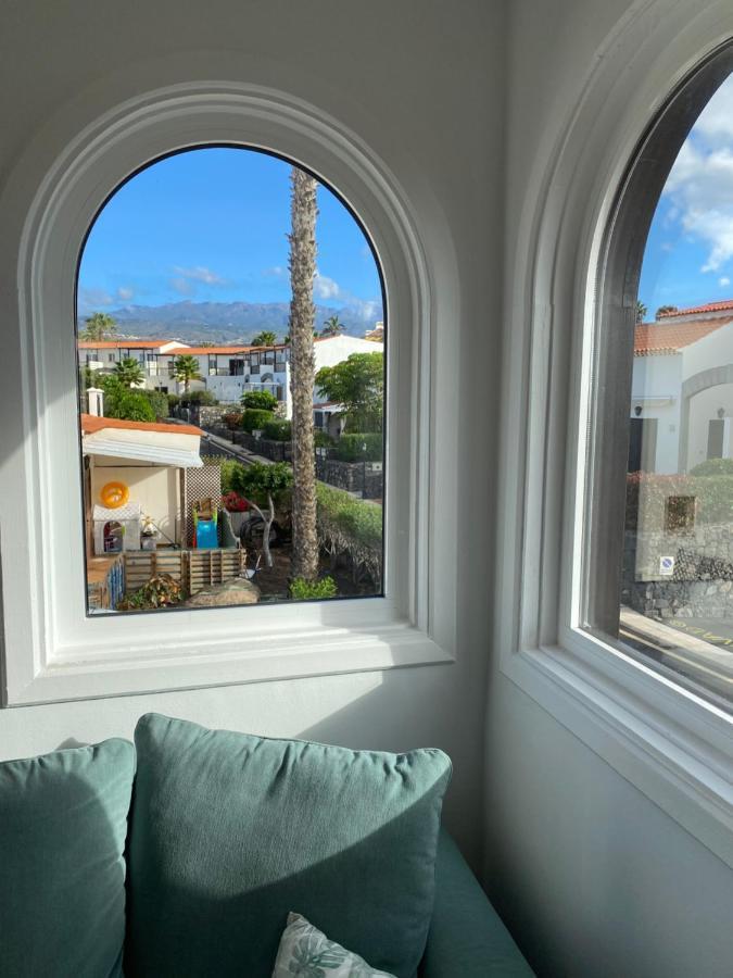Juangy'S Apartments In Las Adelfas Golf Del Sur サンミゲル・デ・アボナ エクステリア 写真