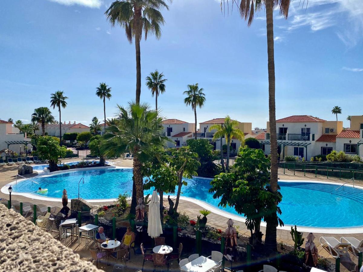 Juangy'S Apartments In Las Adelfas Golf Del Sur サンミゲル・デ・アボナ エクステリア 写真